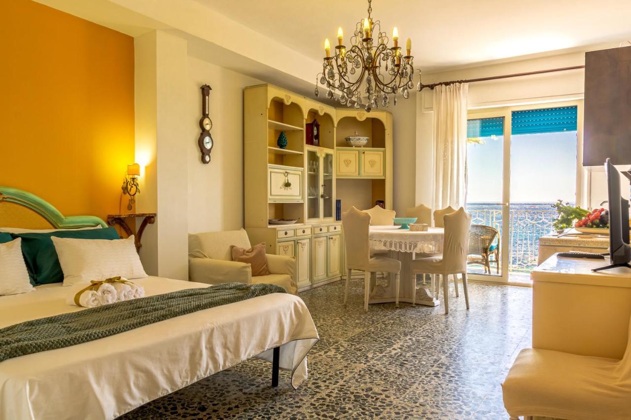 Апартаменты Brezza Di Mare Джардини-Наксос Экстерьер фото